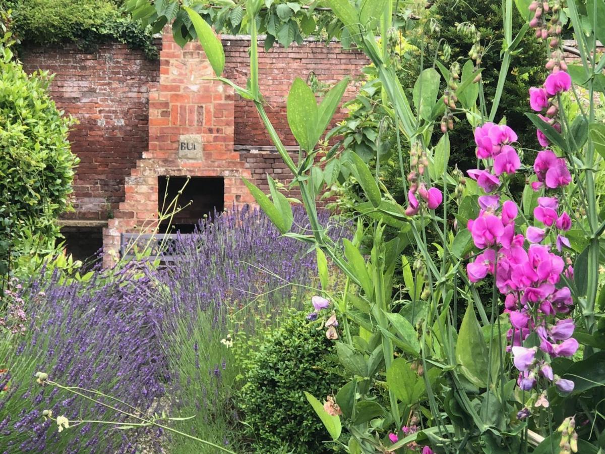 Вилла Bardney Hall Barton-upon-Humber Экстерьер фото