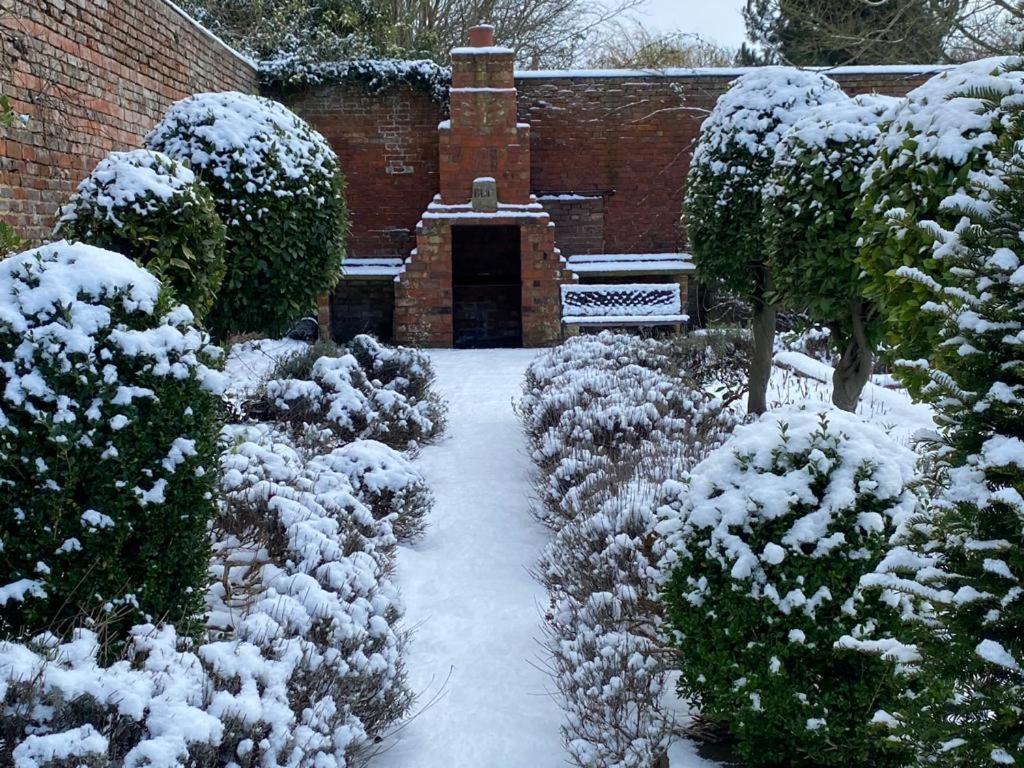 Вилла Bardney Hall Barton-upon-Humber Экстерьер фото